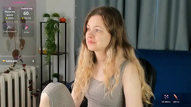 Glitch Doll online show from 04.29.26
