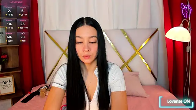 Snapshot of Lila-pinkky chatting on 04.20.26 Lila-pinkky online show from 04.20.26