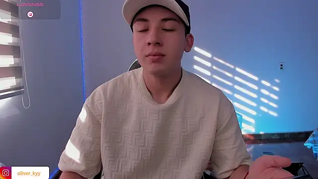 OLIVER K online show from 05.19.26