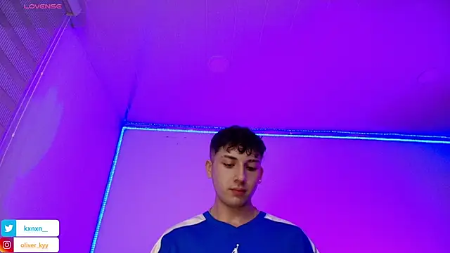 OLIVER K online show from 06.18.26