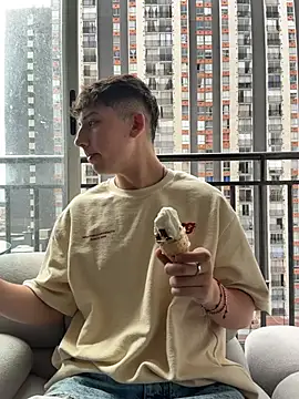 OLIVER K online show from 06.30.26