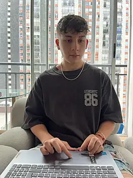 OLIVER K online show from 07.07.26