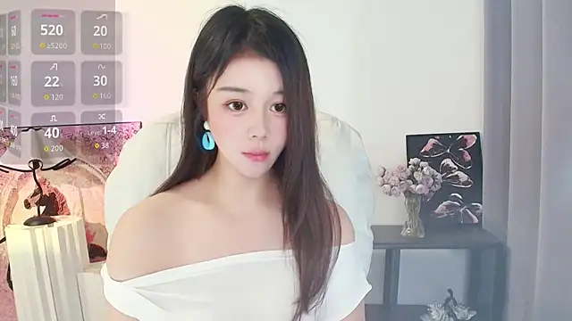 Snapshot of Moon-66 chatting on 05.31.26 Moon-66 online show from 05.31.26