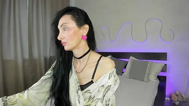 Avrora Mars online show from 05.20.26