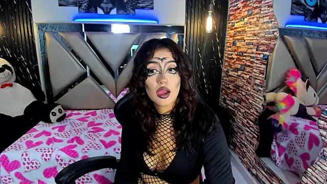 Karim TheRouse online show from 04.17.26