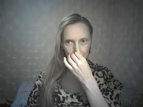 LunaBelle8 online show from 04.18.26