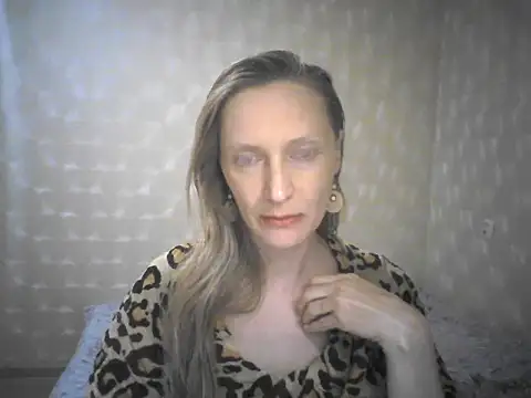 LunaBelle8 online show from 04.20.26