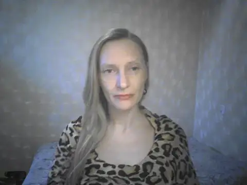 LunaBelle8 online show from 04.23.26