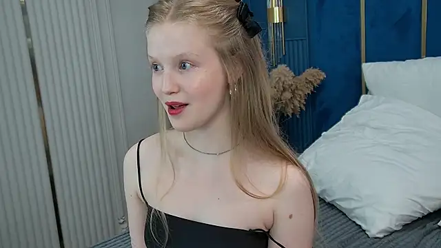 LilianHowards online show from 06.26.26