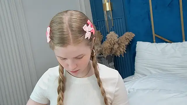LilianHowards online show from 07.07.26