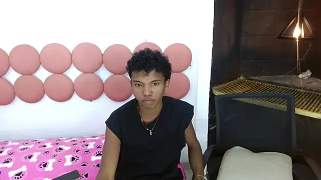 Chris Hott online show from 04.21.26