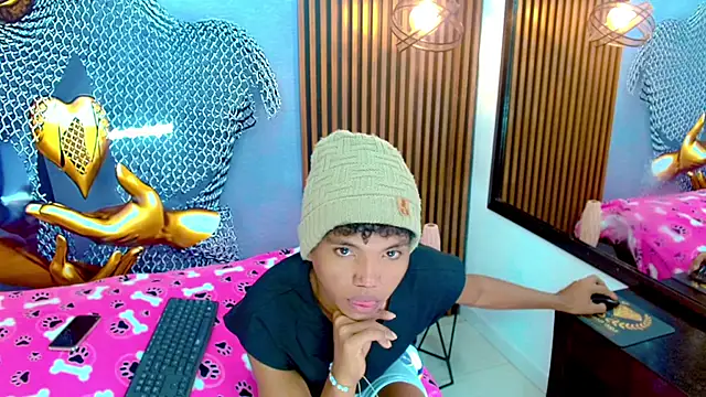 Chris Hott online show from 05.18.26