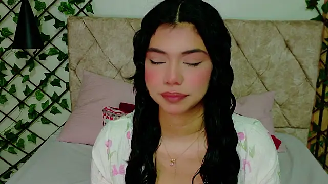 Nathy Pelaez online show from 05.12.26