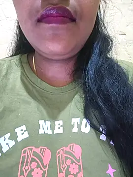 Snapshot of Newragini chatting on 05.08.26 Newragini online show from 05.08.26