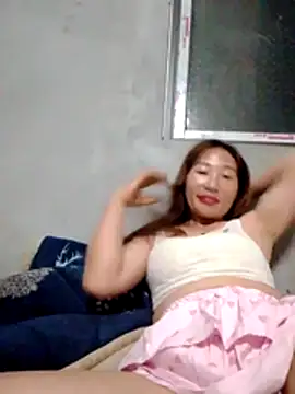 Snapshot of Tieuthu2 chatting on 04.25.26 Tieuthu2 online show from 04.25.26