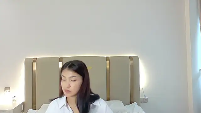 Maiaxoxo online show from 07.04.26