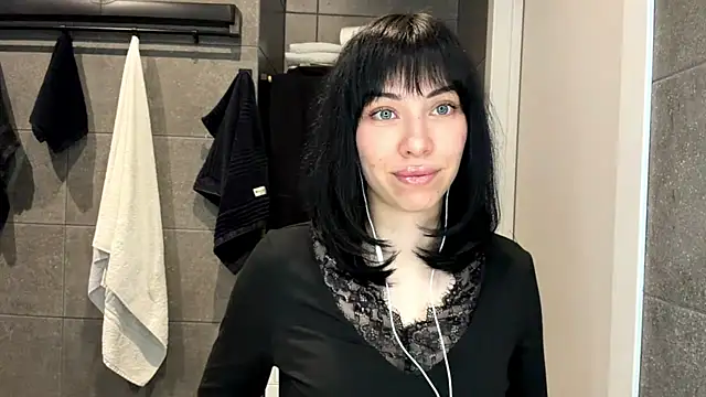 LuisaAlconcel online show from 05.05.26