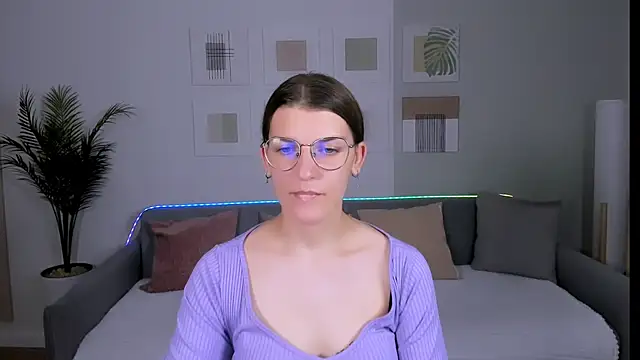 Snapshot of AnnaThorne chatting on 05.15.26 AnnaThorne online show from 05.15.26
