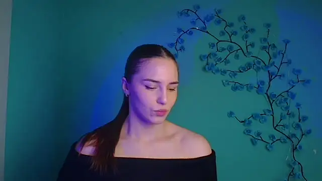 Kyara ra online show from 04.23.26