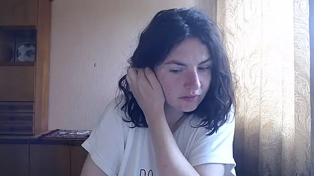 AlinaxJames online show from 07.10.26