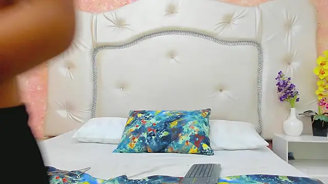 LianCarter  online show from 07.28.26