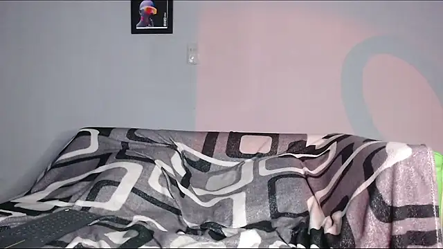 Kizameee  online show from 04.23.26