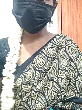 Snapshot of Tamil_Hot_Dharsha chatting on 06.27.26 Tamil Hot Dharsha online show from 06.27.26
