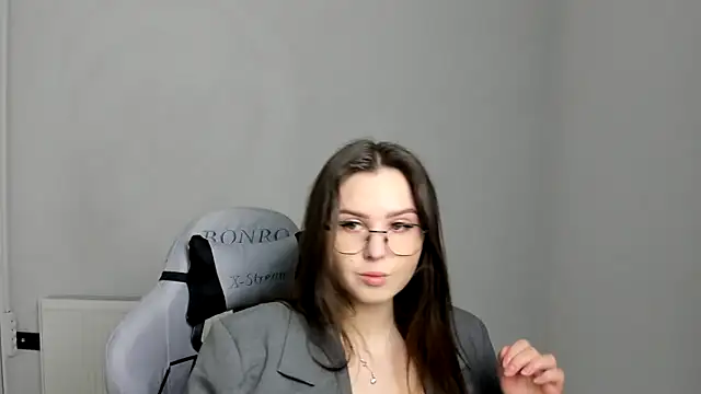 Regina cute  online show from 04.29.26