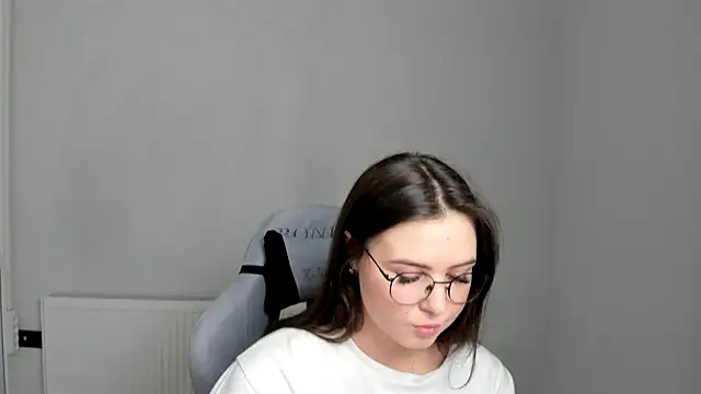 Regina cute  online show from 05.08.26