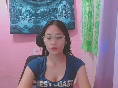 Snapshot of Sweetsexylady19 chatting on 06.03.26 Sweetsexylady19 online show from 06.03.26