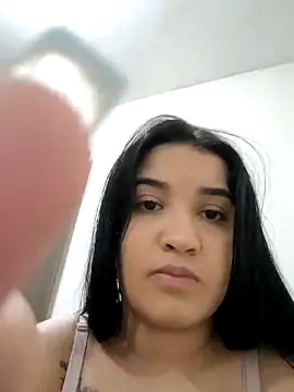 Snapshot of eline01 chatting on 05.09.26 eline01 online show from 05.09.26