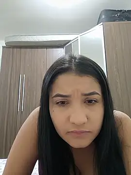 Snapshot of eline01 chatting on 05.15.26 eline01 online show from 05.15.26
