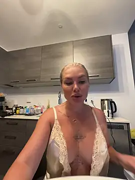 Karen Luxe online show from 05.27.26