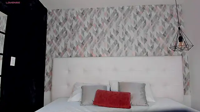 MiaJacksson online show from 07.22.26