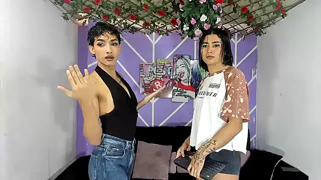 Snapshot of DAHNE_HOT_ chatting on 05.22.26 DAHNE HOT online show from 05.22.26