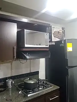 JHANXON online show from 04.22.26