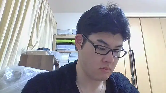 Snapshot of shun_201 chatting on 04.30.26 shun 201 online show from 04.30.26