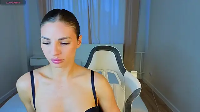Jasmine Lane online show from 05.10.26