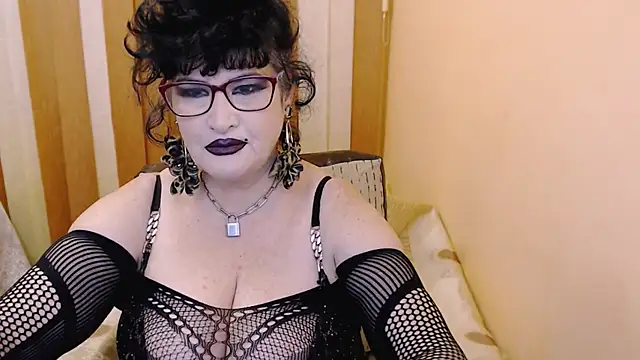 QuuenOfSin online show from 02.09.25