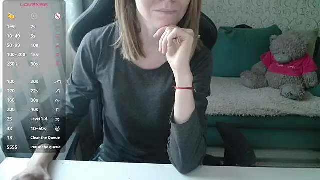  AlliceCullen  online show from 04.21.26