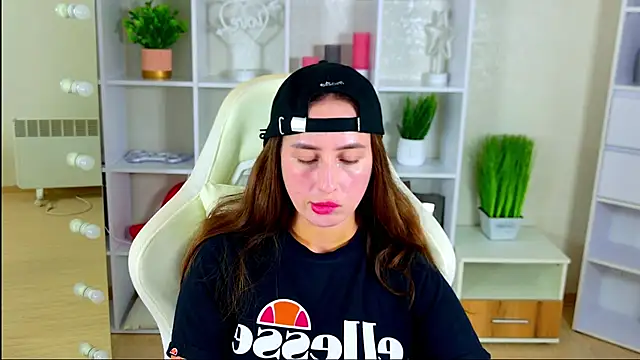 NadinnL online show from 07.19.26