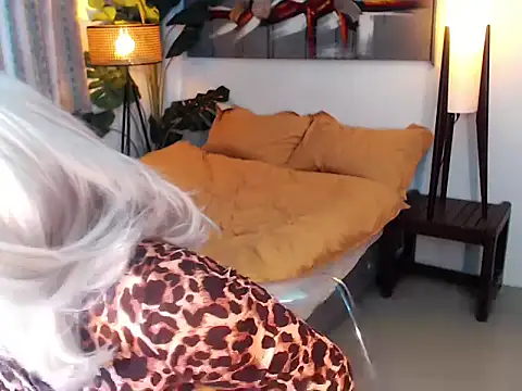 Tssassy online show from 04.22.26