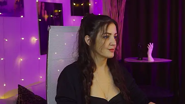 AureliaVane online show from 06.25.26