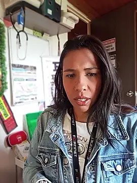 Ivon C online show from 05.14.26