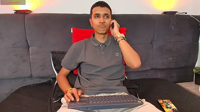 Snapshot of Alan_Colthon chatting on 05.25.26 Alan Colthon online show from 05.25.26