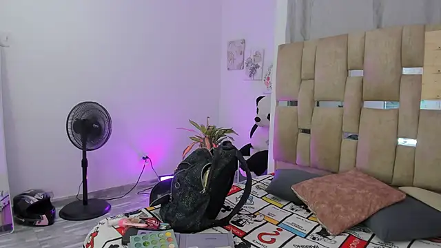 Natasha028  online show from 04.28.26