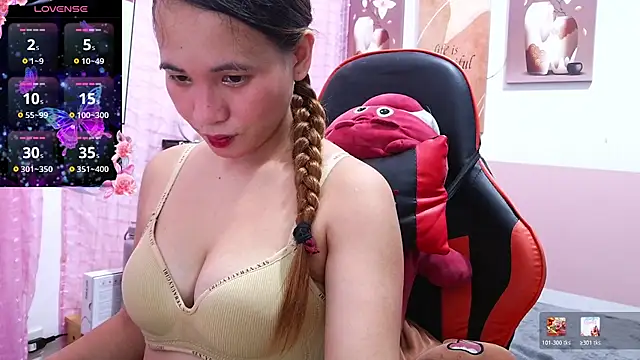 Snapshot of squirtlove1 chatting on 06.05.26 squirtlove1 online show from 06.05.26