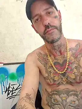 Snapshot of DuroHustler chatting on 07.21.26 DuroHustler online show from 07.21.26
