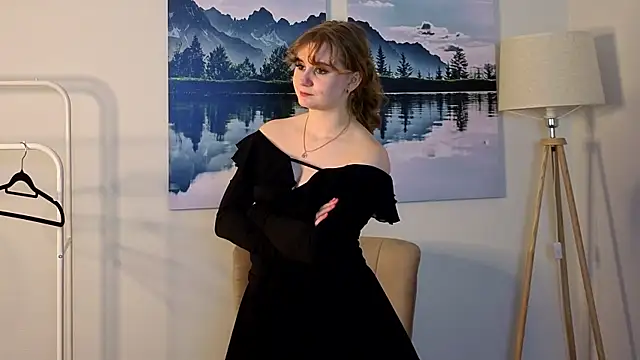 AngelicaAlfano online show from 04.25.26