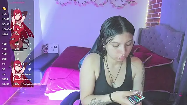 isabella monntolvo online show from 04.28.26